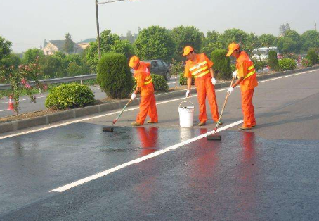 内蒙古 彩色路面喷漆维修改色的使用寿命有多长？